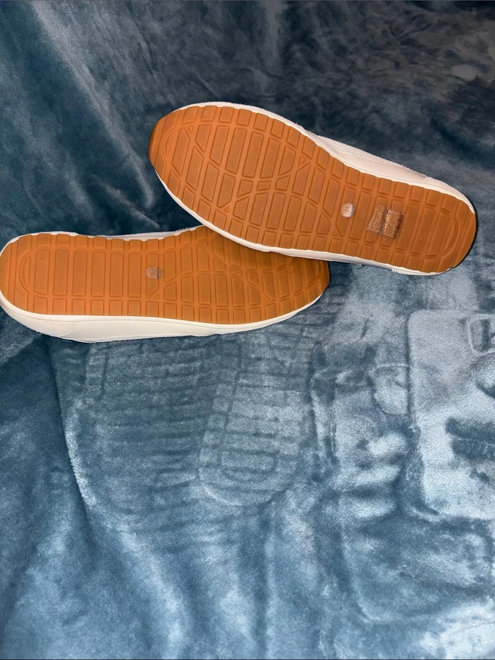 Tory Burch field sneaker! Authentic